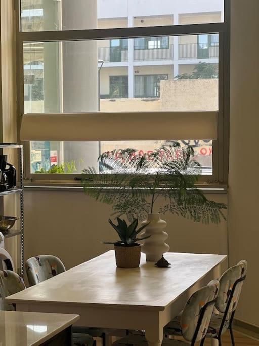 Modern Lux Apartment Downtown 罗希姆诺 外观 照片