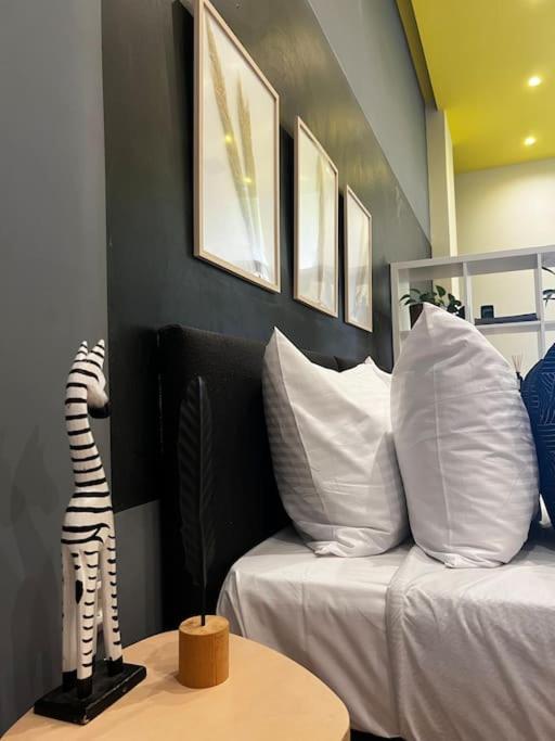 Modern Lux Apartment Downtown 罗希姆诺 外观 照片
